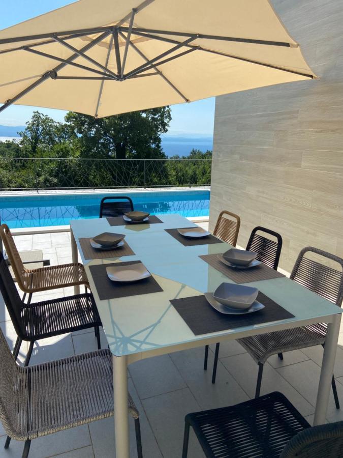 Villa Castanea Opatija Exteriör bild