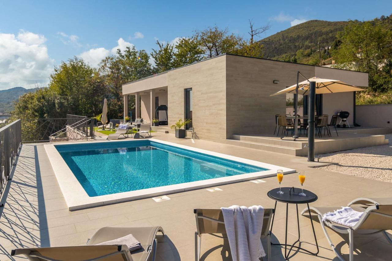 Villa Castanea Opatija Exteriör bild